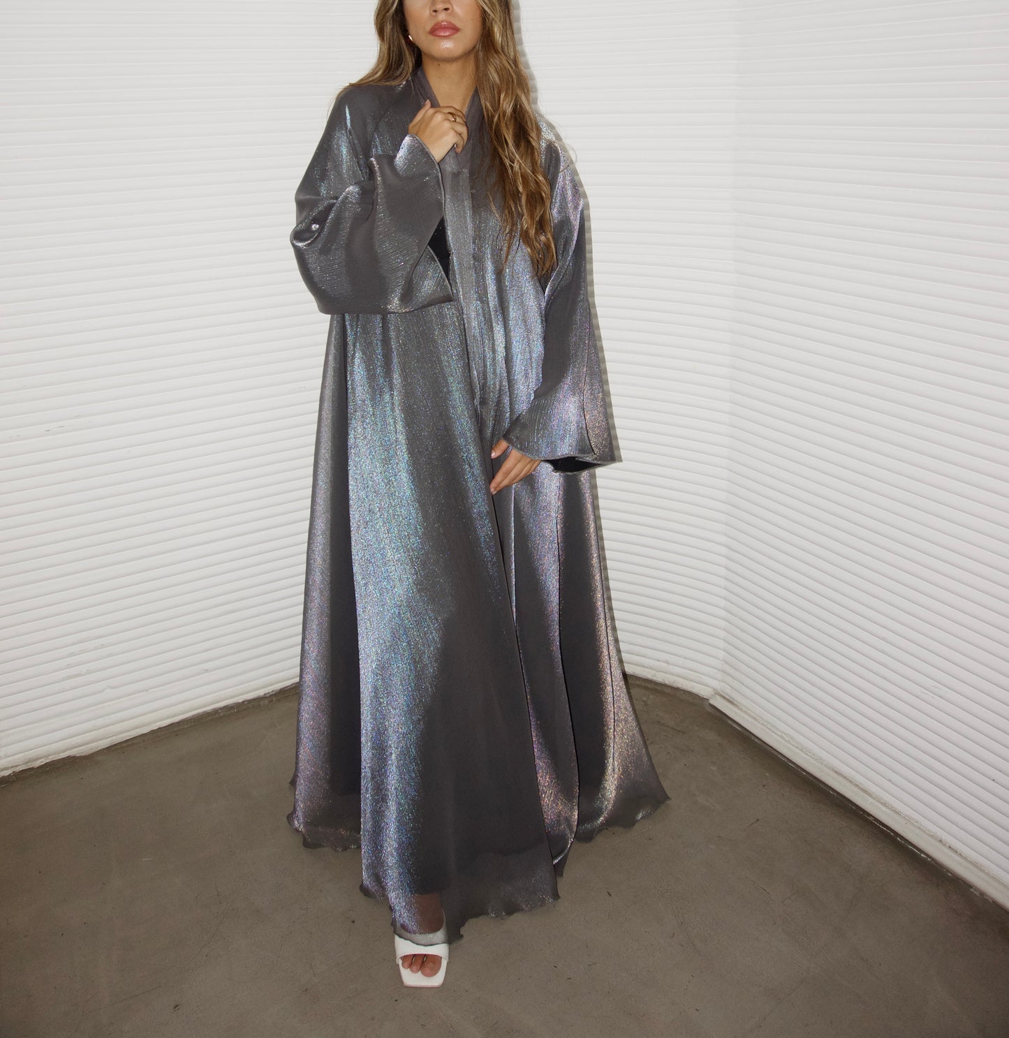 Amara | Grey
