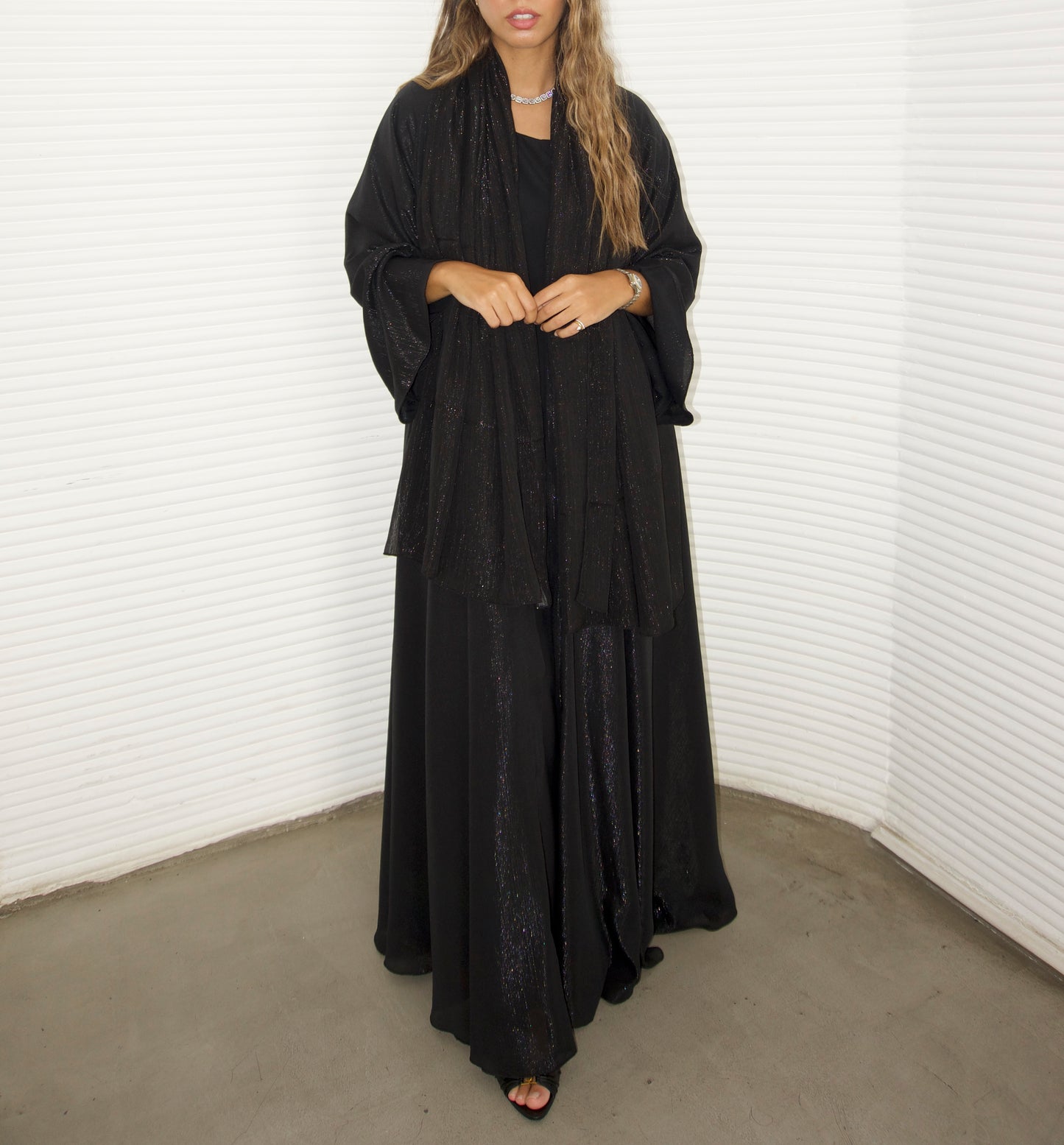 Almas | Black