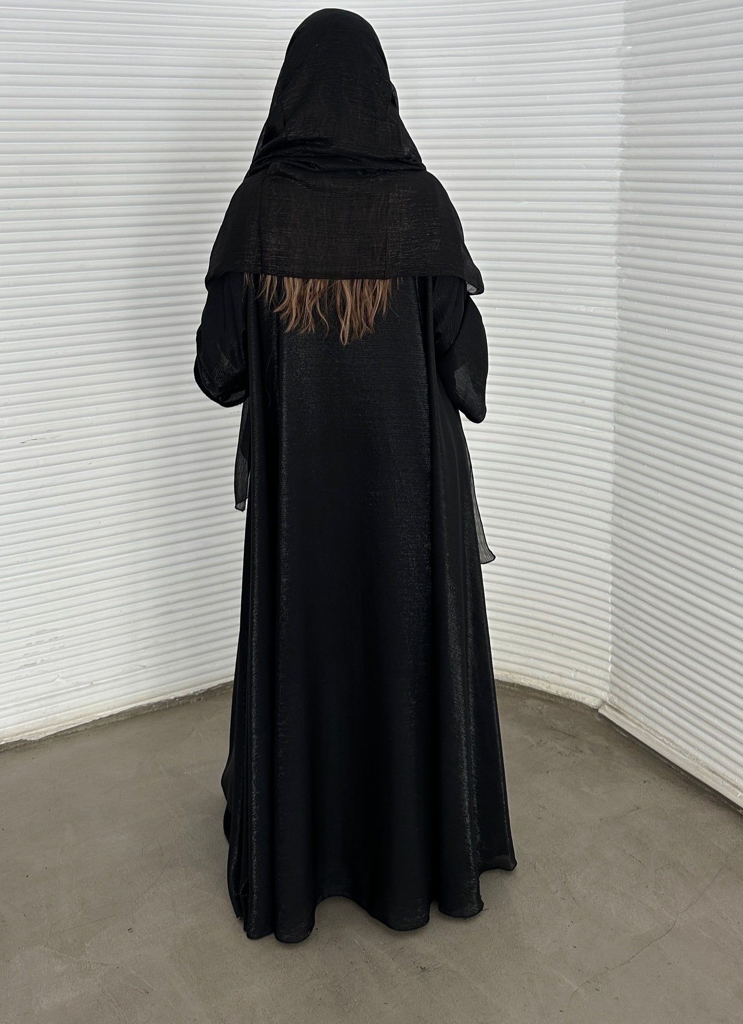 Almas | Black