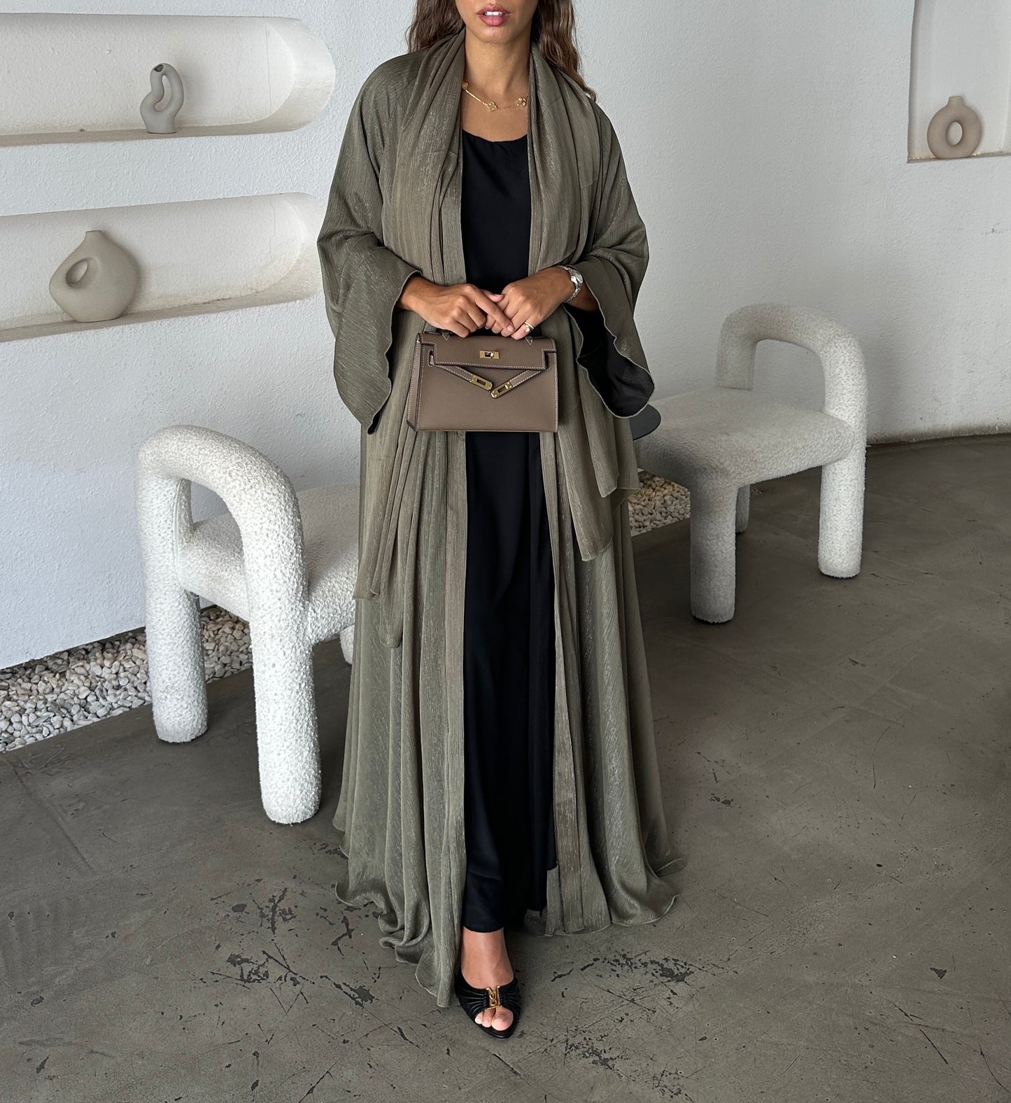 Almas | Olive